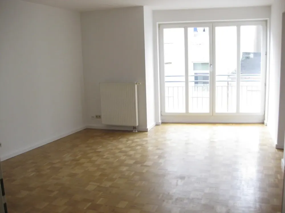 Schicke 2-Zi.-Wohnung in Citynähe mit Balkon