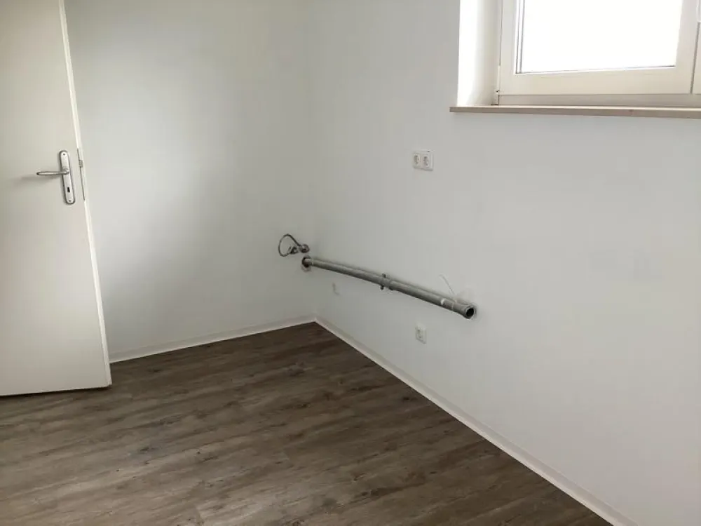 Helle, renovierte 2- Zimmerwohnung mit Sonnenbalkon sucht nette Mieter