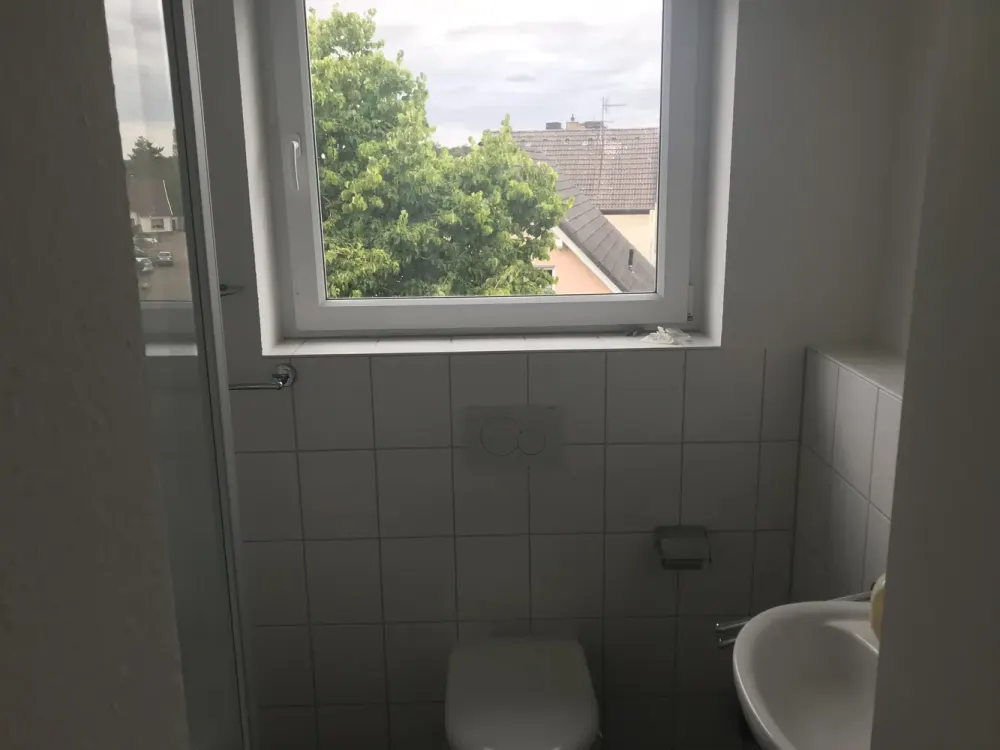 Gemütliche Dachgeschosswohnung mitten in Bensberg, sofort beziehbar
