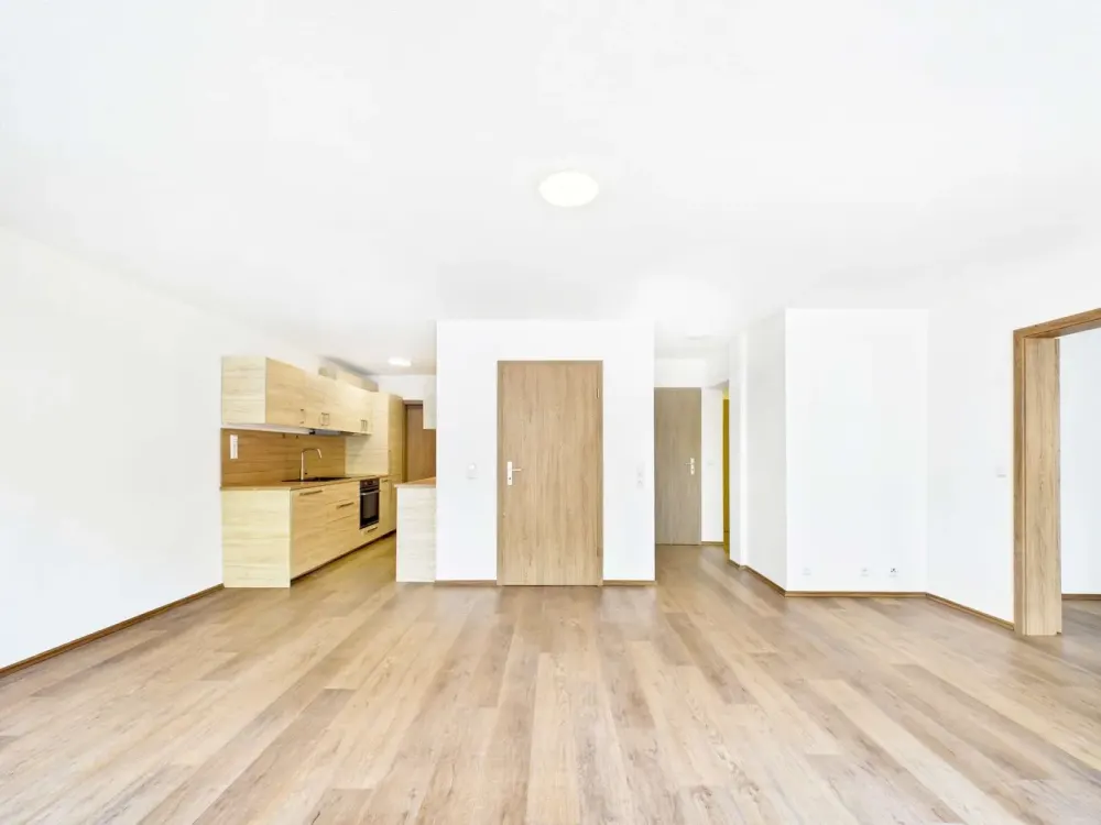 Bad Cannstatt mal anders: 3-Zimmer Wohnung mit Terrasse und außergewöhnlichem Gewölbekeller