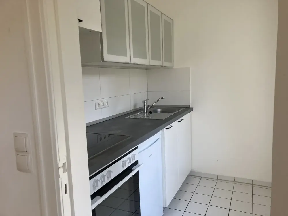 Möblierte -Sanierte 1- Zimmerwohnung ohne Balkon frei ab 1. Oktober 2026