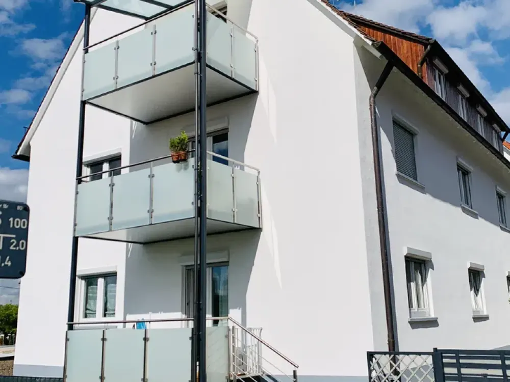 Moderne Wohnung in ruhiger und grüner Lage