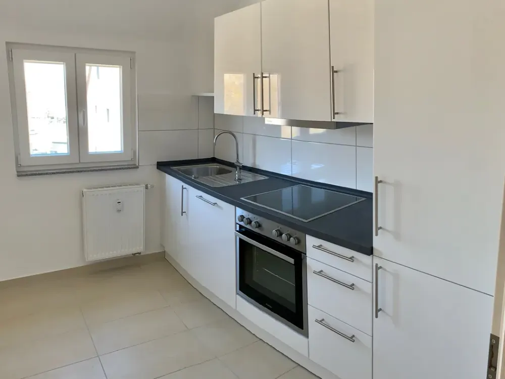 Moderne Wohnung in ruhiger und grüner Lage