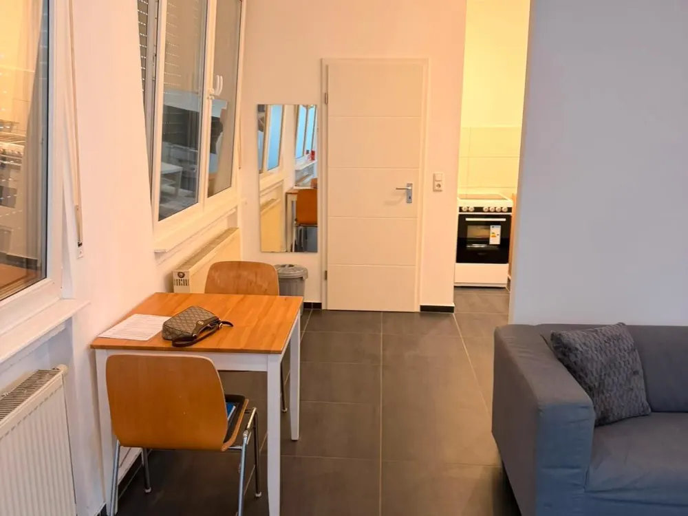 1-Zimmer-Apartment Wohnung Obertshausen Küche und Bad, ca. 30 m²