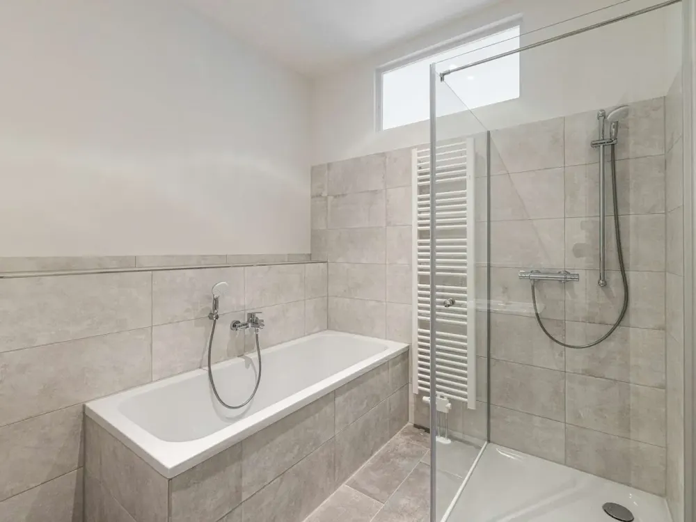 Renovated 3-Room Old Building Apartment with Balcony and Two Bathrooms