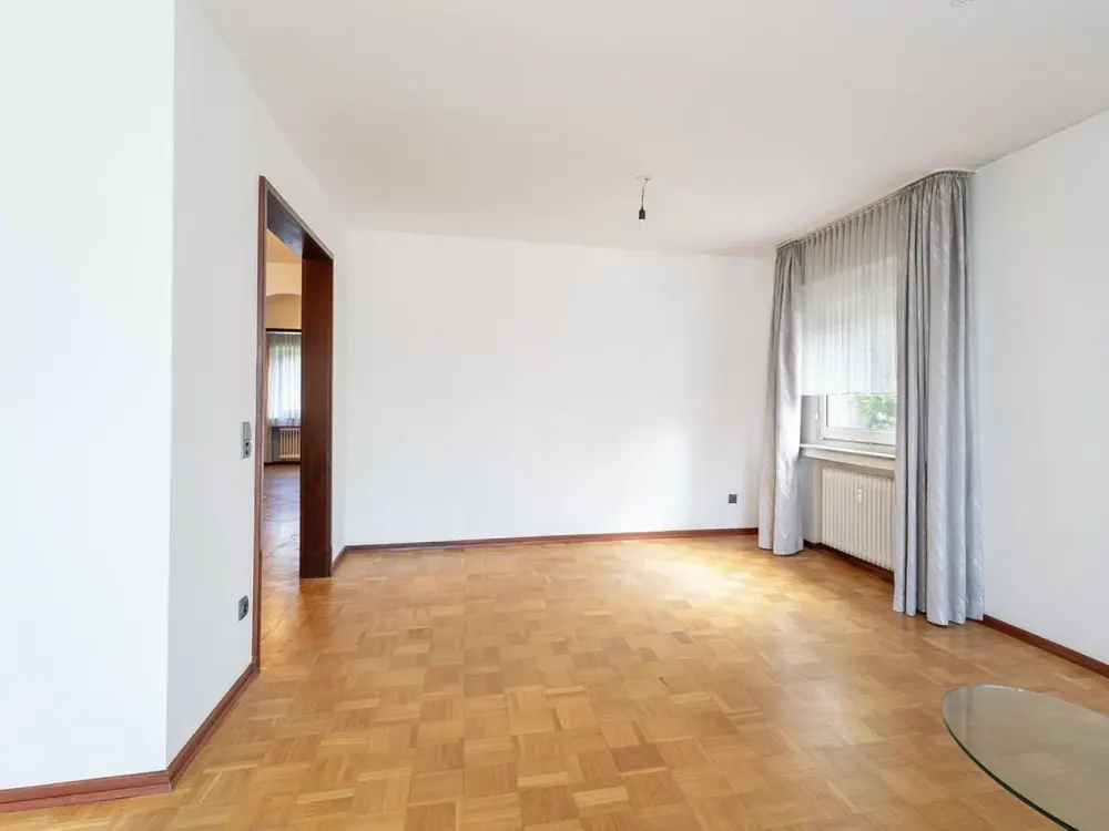 Wohnen mit Charakter: Drei-Zimmer-Wohnung in Bergisch Gladbach