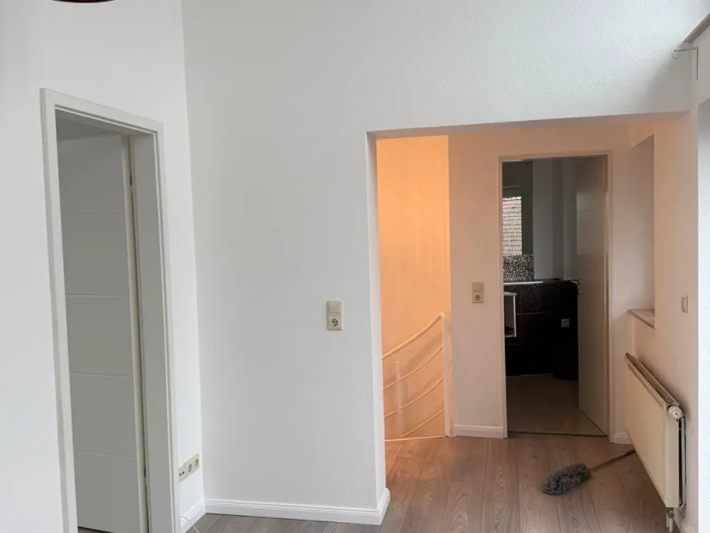 3-Zimmer-Wohnung | 84 m² | Tiefgarage | Wiesdorf | ab 01.09.