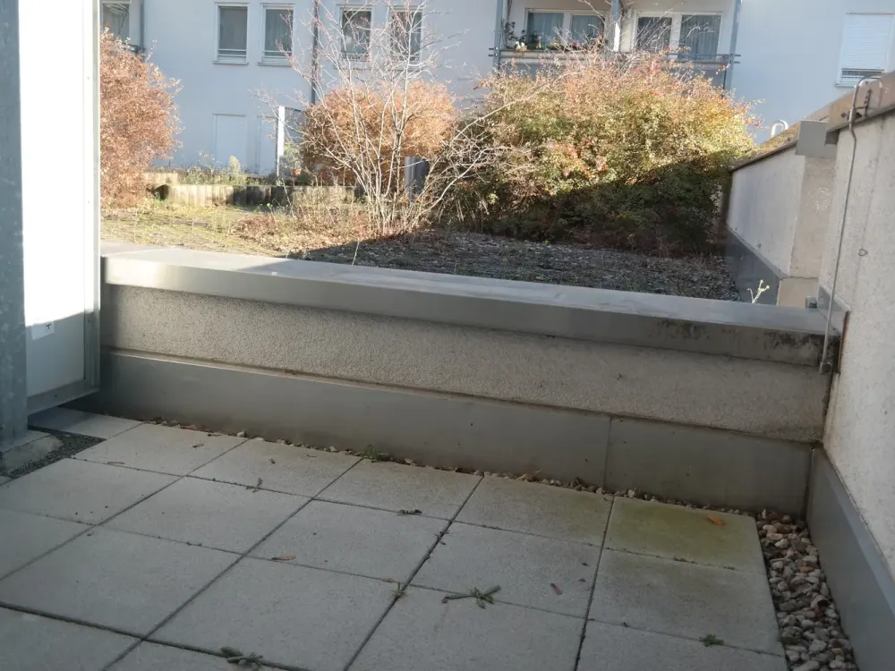 Neuw. helles 2 R.-Appartement, mit EBK + Lift + Balkon