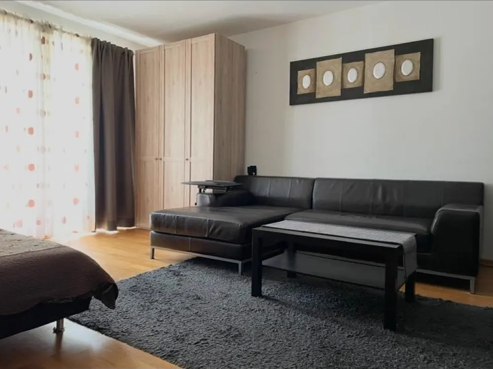 شقة مفروشة شفابينغ (جامعة - شارع جيزيلا) - 1490€ شامل