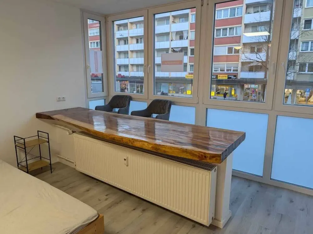 Koffer auspacken & wohlfühlen: Teilmöbliertes City-Apartment direkt am Stadtpark!