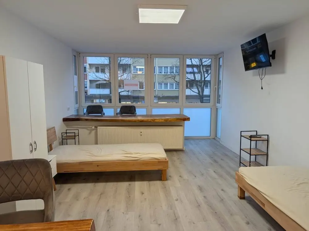 Koffer auspacken & wohlfühlen: Teilmöbliertes City-Apartment direkt am Stadtpark!