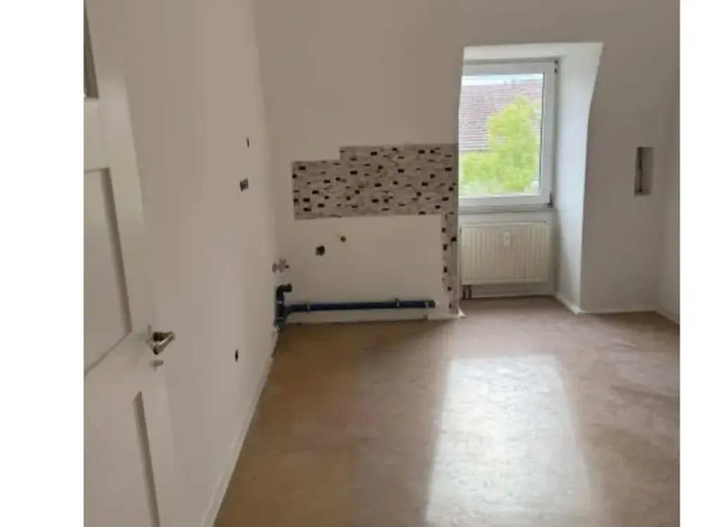 2 Zimmer DG-Wohnung in Stuttgart-Nord