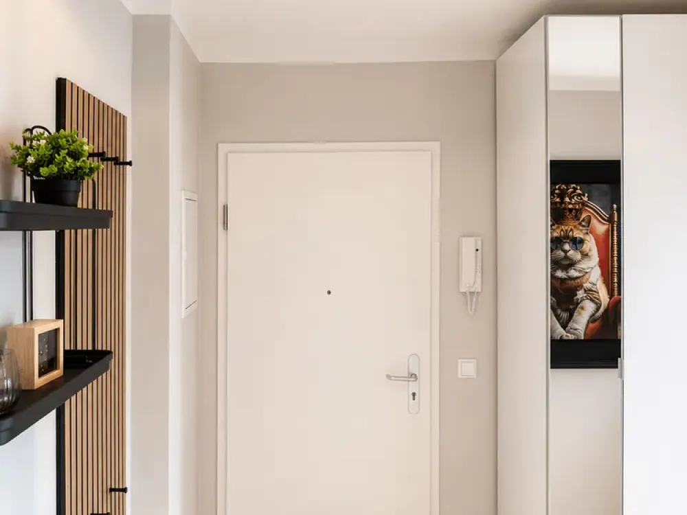 Relocation Apartment Dresden, 2-room apartment with balcony and underground parking space in a green location