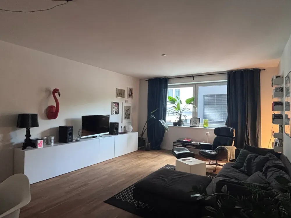 Suitable for shared living!, Furnished 3-room apartment in Neuehrenfeld for rent, limited term