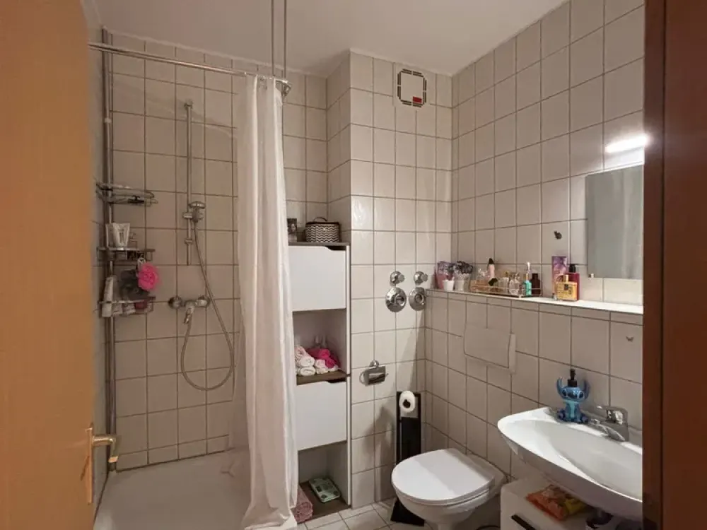 Sehr gepflegte 1-Zimmer-Wohnung mit Einbauküche und TG-Stellplatz in Nürnberg