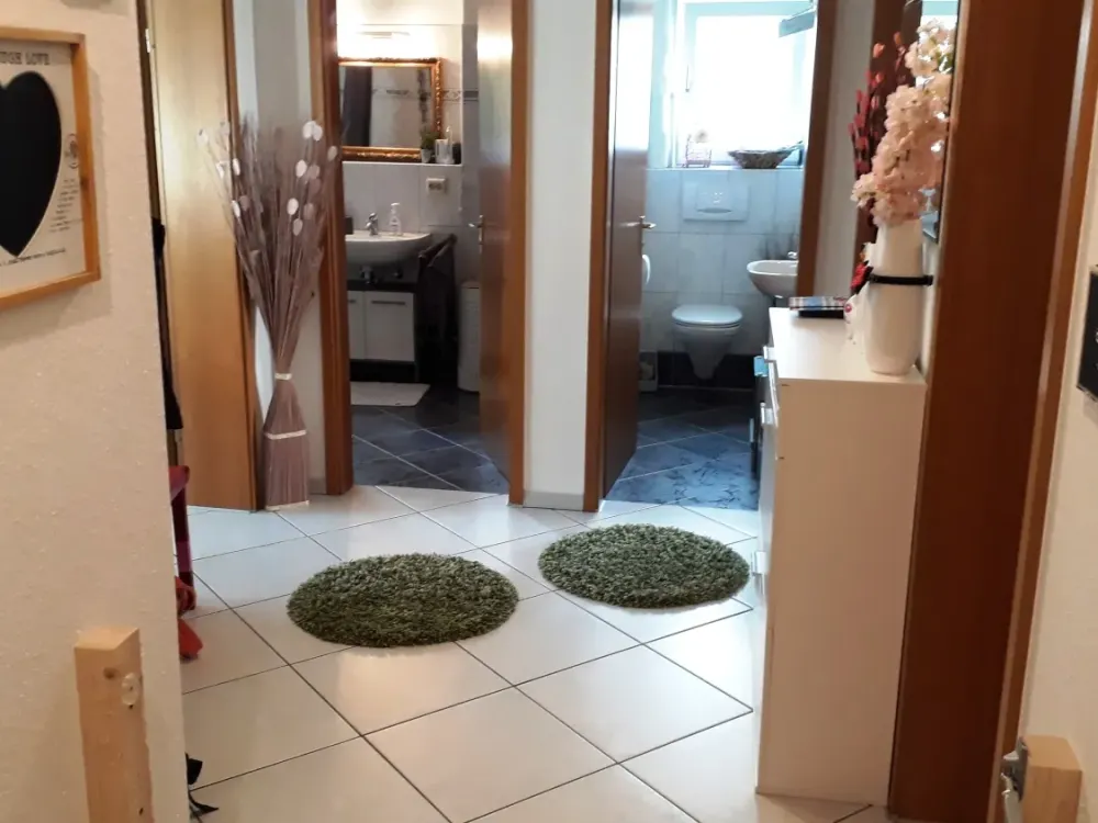 Sunny and Quiet 3-Room Apartment in RV-Weststadt