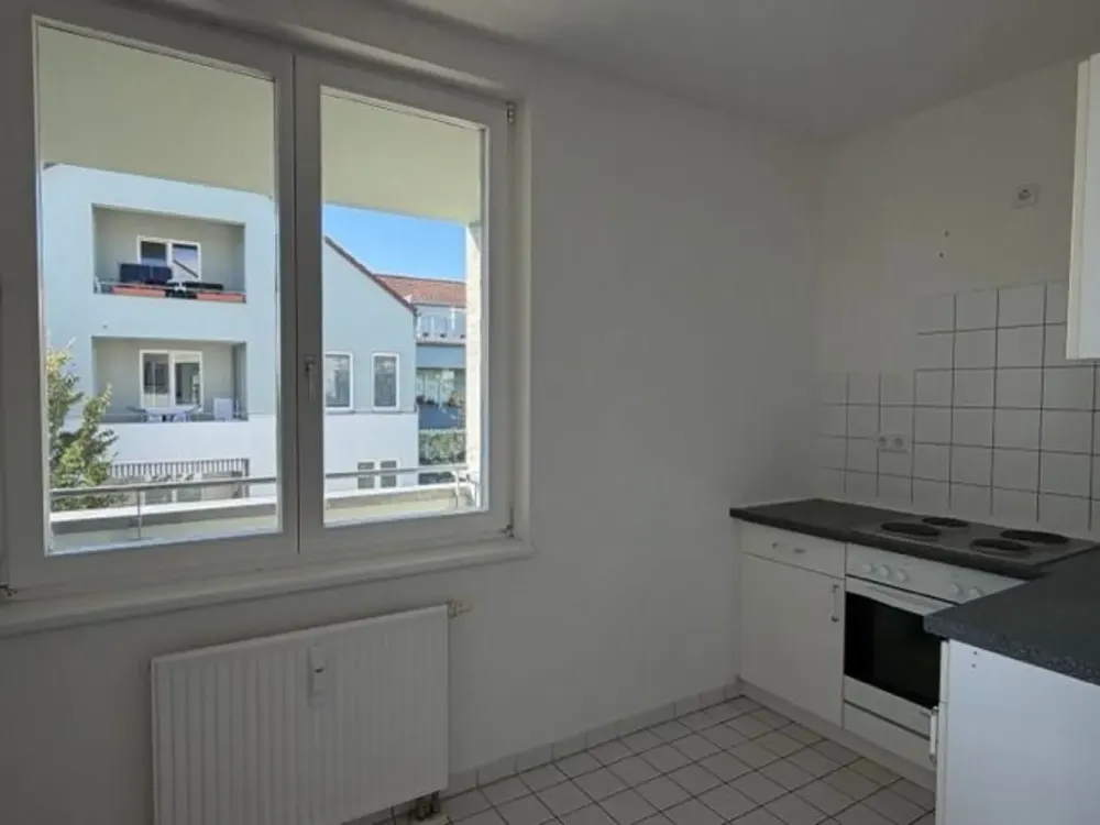 Freundliche Familienwohnung mit Balkon und EBK im schönen Berlin-Karow!