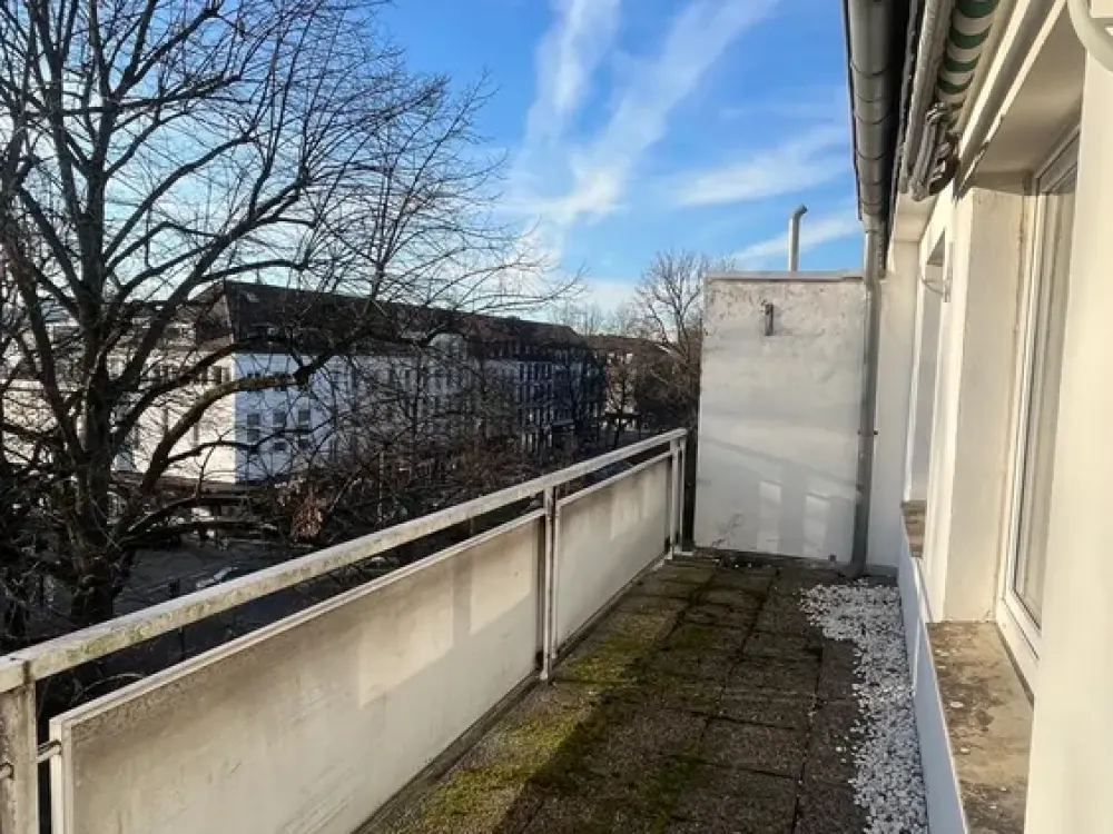 Dachgeschosswohnung im Krefelder Zentrum