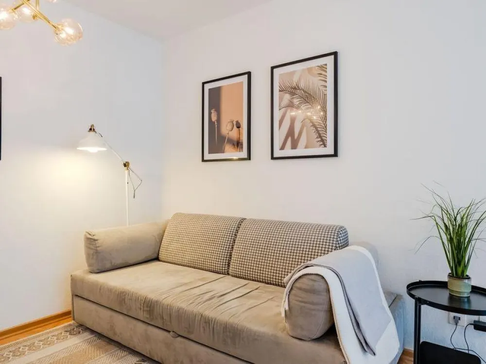 Wohnung mit 2 Zimmern und Balkon in Neu Isenburg!