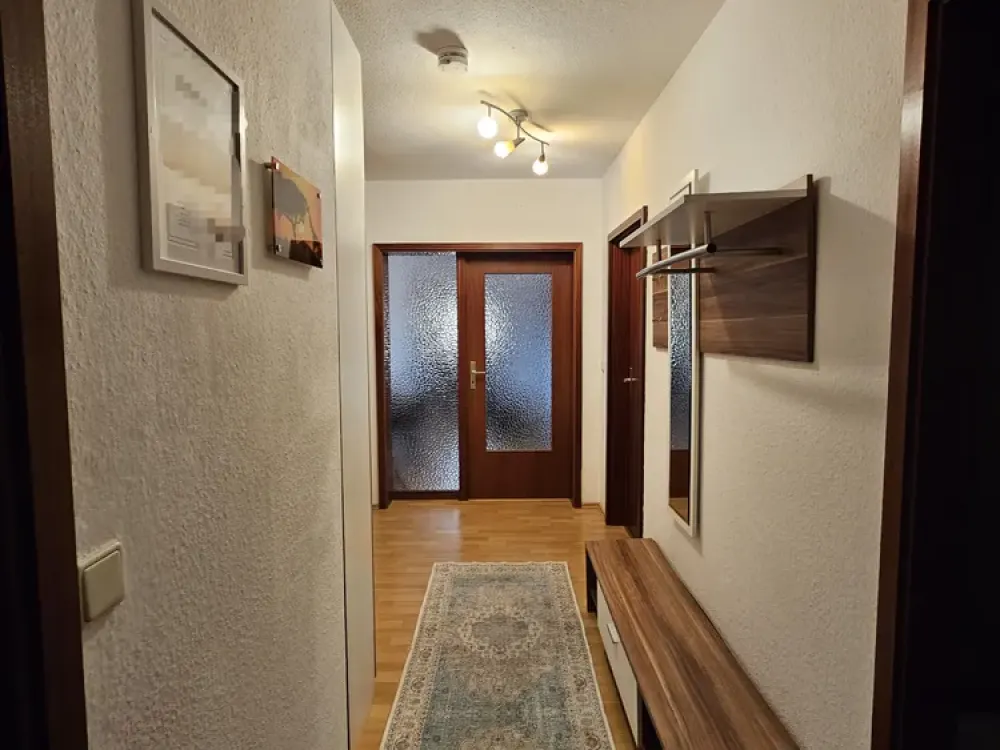 Von Privat: helle 4-Zimmer-Wohnung in Langen in zentraler Lage