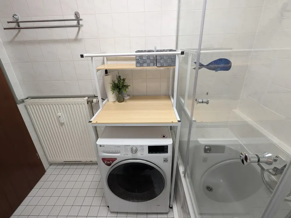 Von Privat: helle 4-Zimmer-Wohnung in Langen in zentraler Lage
