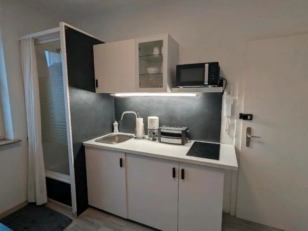 Möblierte 2-Zimmer Wohnung in Ehrenfeld ab 01.10. für 1 Person