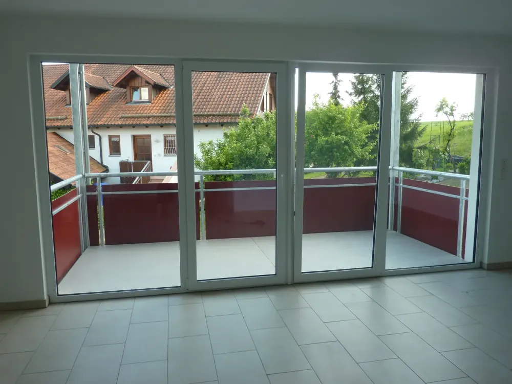 Süd-Balkon mit Alpenpanorama: Exklusive 3-Zimmer-Whg. in Lindau-Oberreitnau