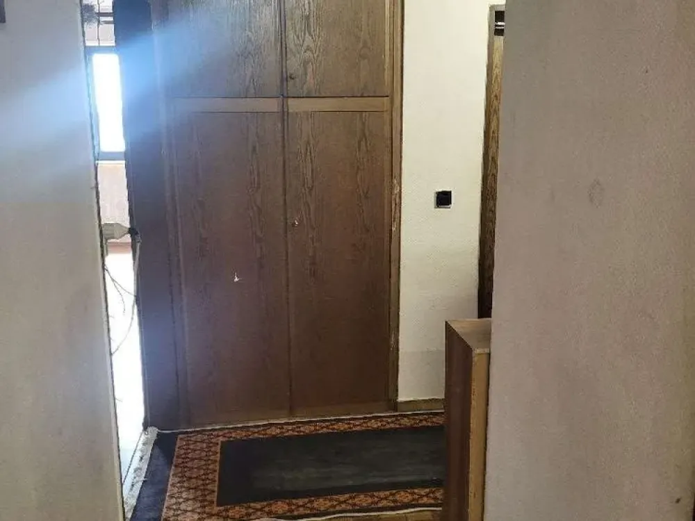 Geräumige 4-Zi.-Wohnung mit Einbauküche und Balkon