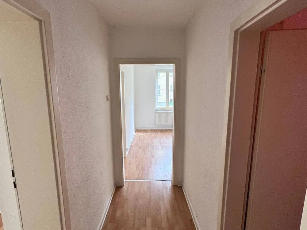 Renovated 3-Room Apartment on the Ground Floor in Kassel-Nordstadt