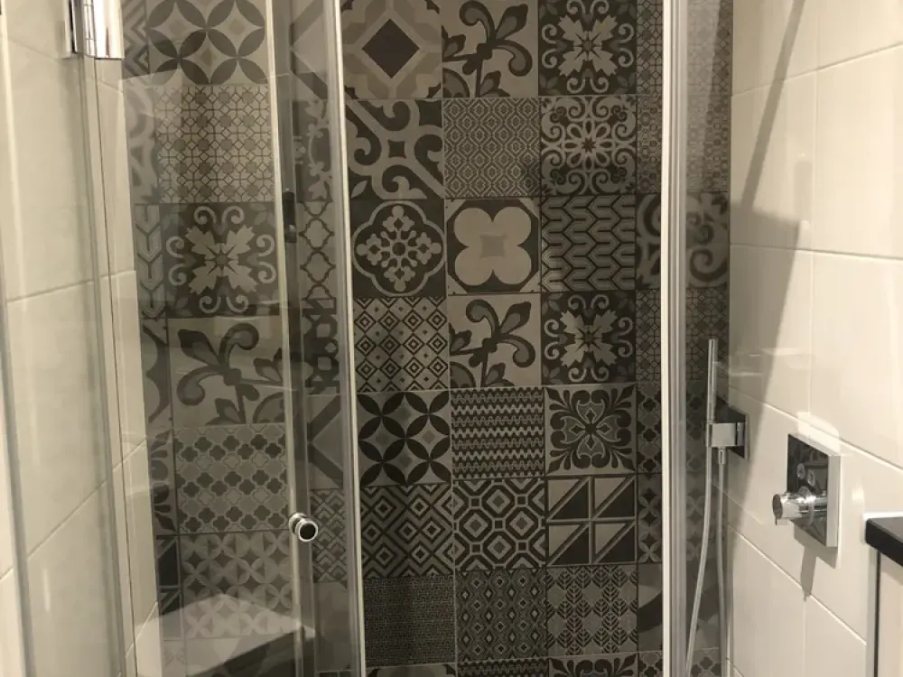 Stilvolle 2-Zimmer-Wohnung mit hochwertiger Einbauküche in Köln Kalk