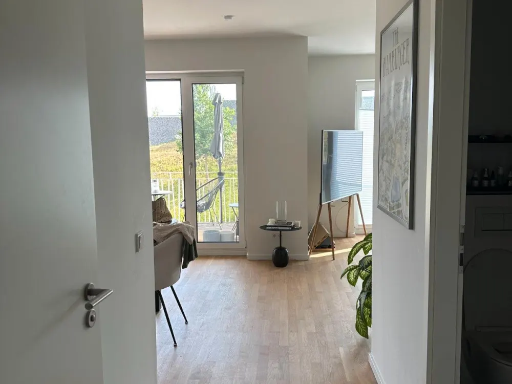 Möblierter Neubau 3-Zimmer Wohnung am Tarpenbeker Ufer