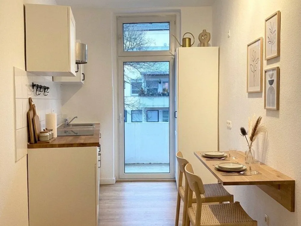 freundliche 3-Zi-Whg. m. Balkon + EBK im Kreuzviertel