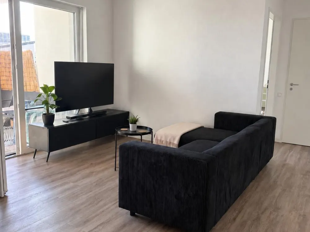 Moderne 4 Zimmer Wohnung mit Balkon in Laatzen-Mitte