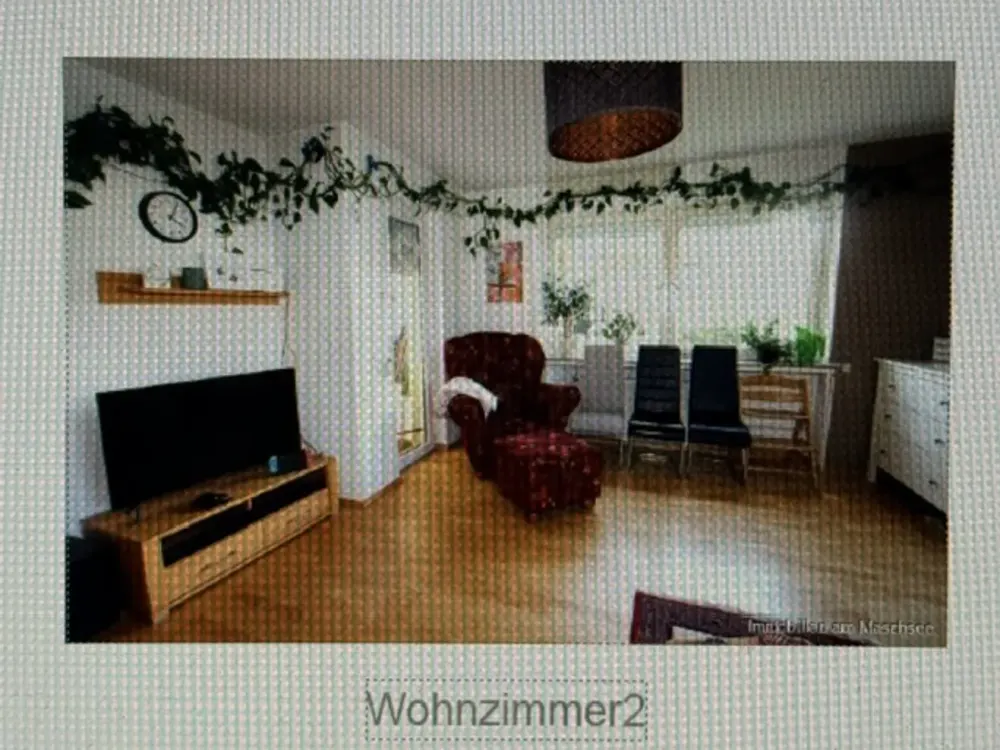 Zuhause mit 3 Zimmern und Balkon in Laatzen