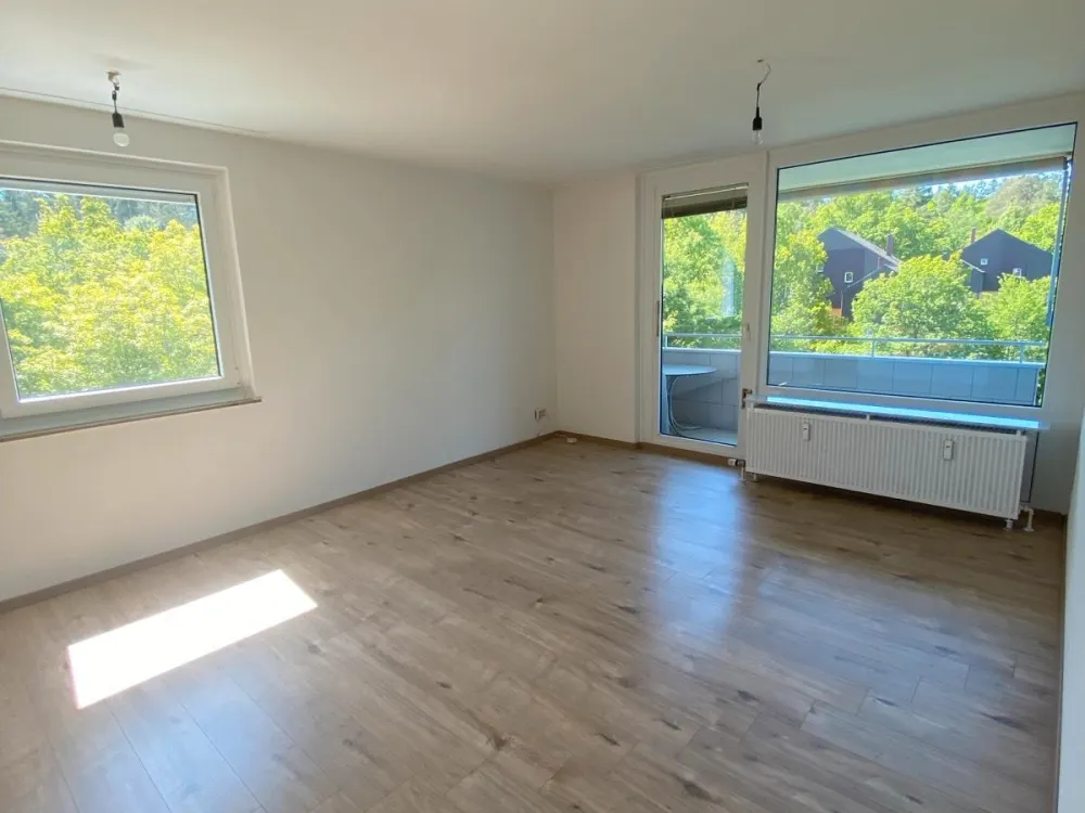 2- Zimmer-Wohnung mit Balkon & toller Aussicht