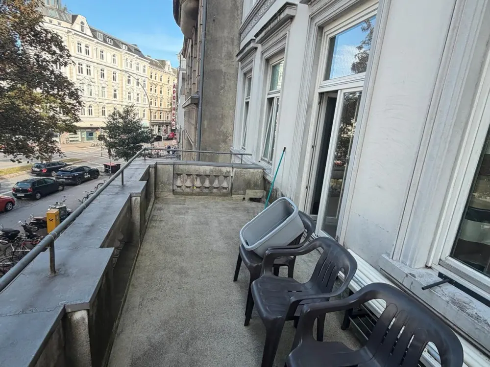 2 Zimmer Wohnung in der Schanze mit großem Balkon