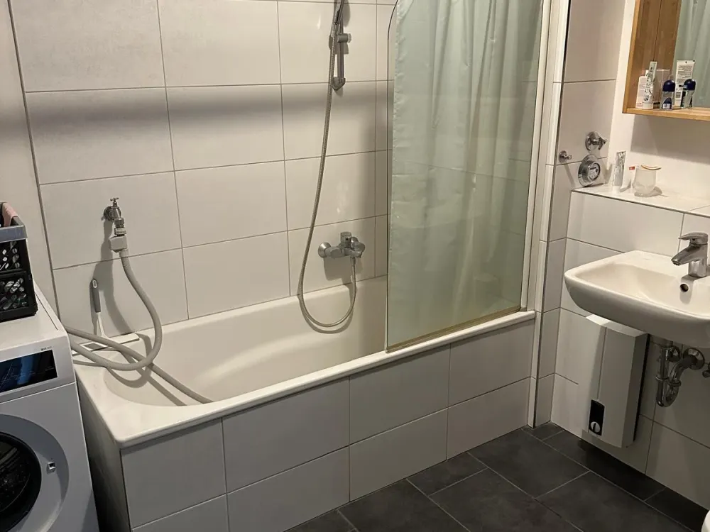 2 Zimmer Wohnung in der Schanze mit großem Balkon