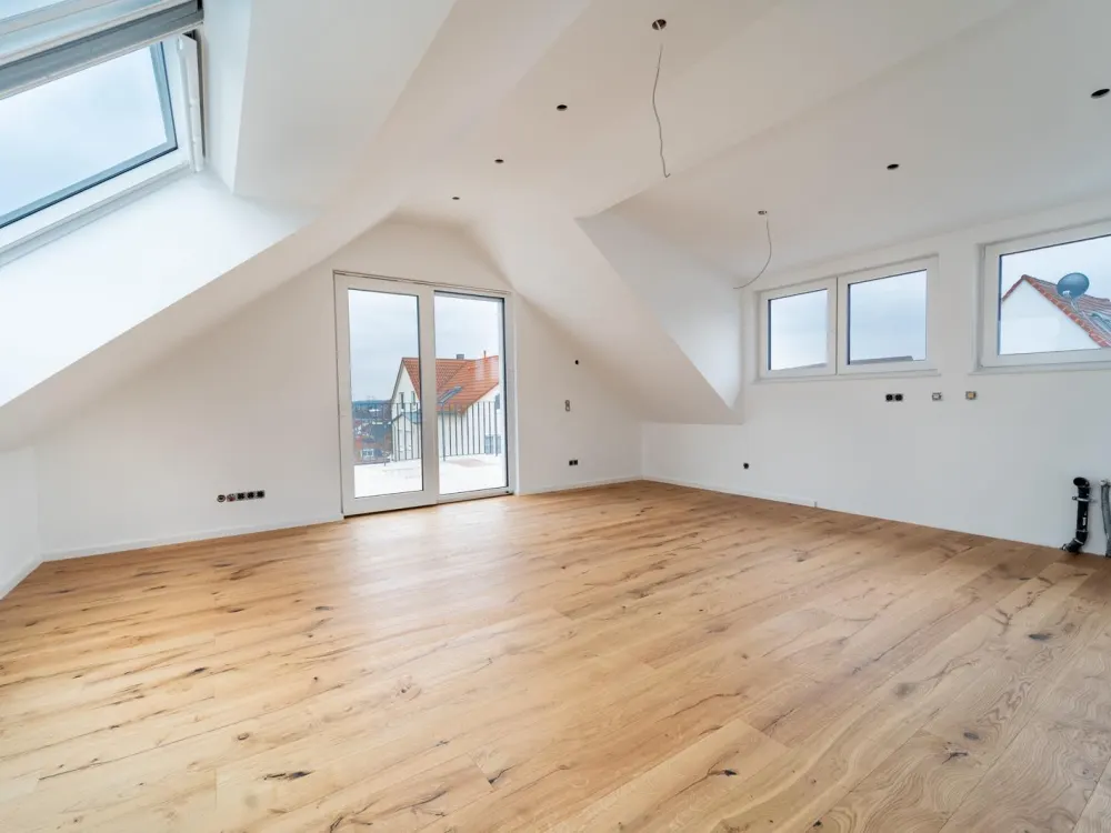 Erstbezug Neubauwohnung 4 Zi Dachgeschoss große Terrasse