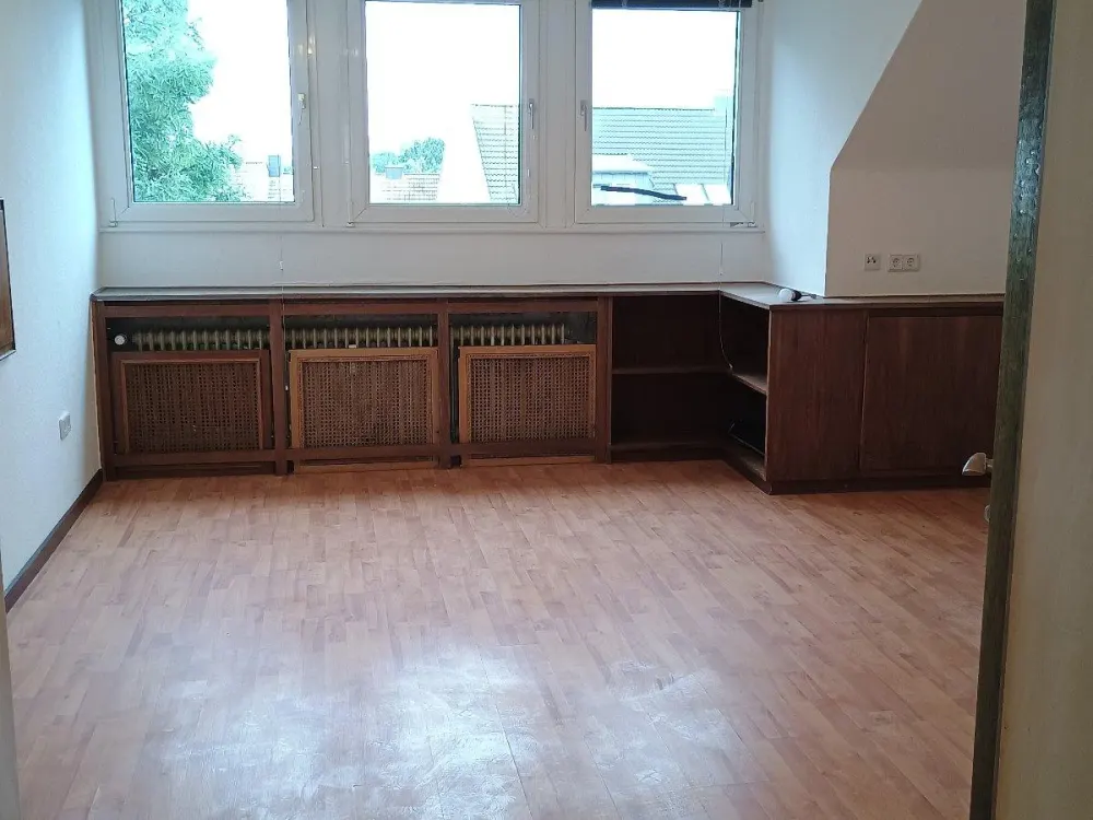 Helle 3 ZKDB Wohnung im Dachgeschoß in Dortmund Körne