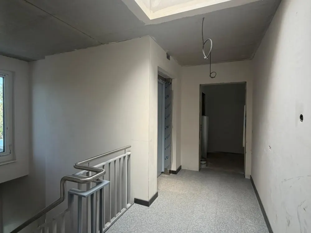 Hochwertige 3-Raumwohnung mit sonnigem Balkon, Gäste-WC und Pkw-Stellplatz sucht Sie!