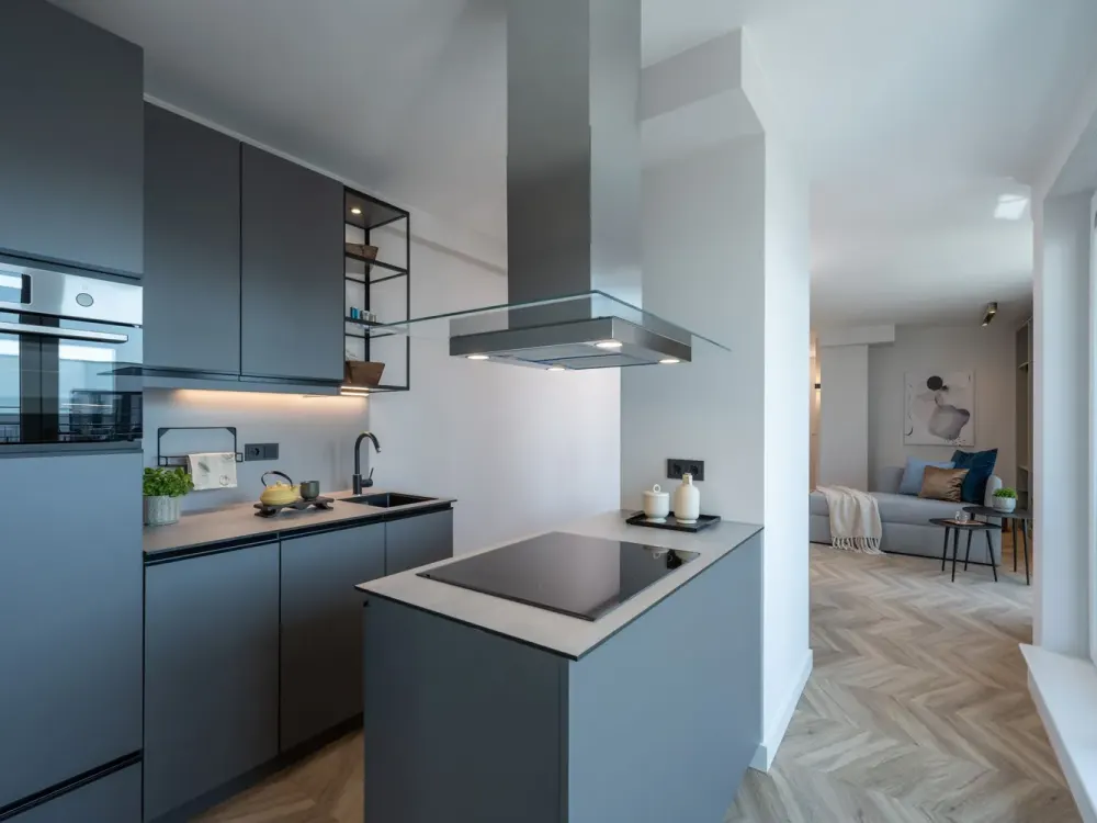 Große Penthouse-Wohnung mit eigener Dachterrasse und Vollausstattung | verfügbar ab sofort!