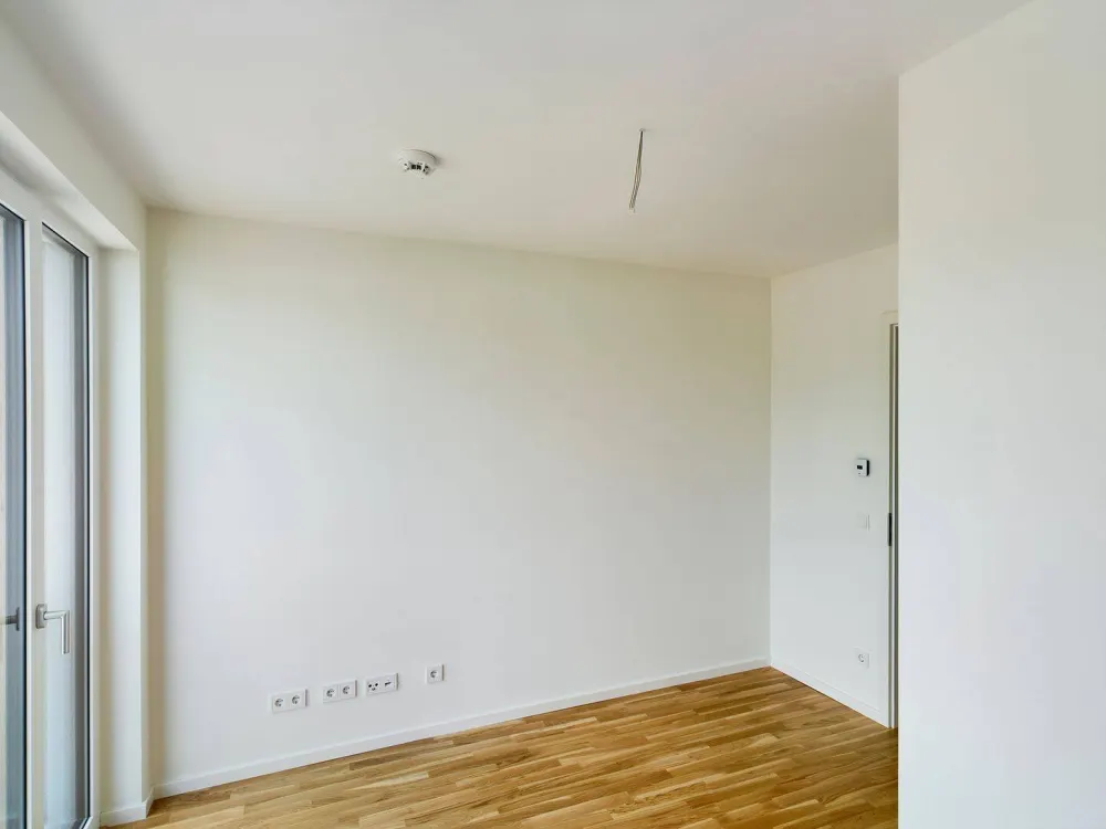 Modernes Studio mit Balkon, Einbauküche & Fußbodenheizung in Berlin-Lichtenberg