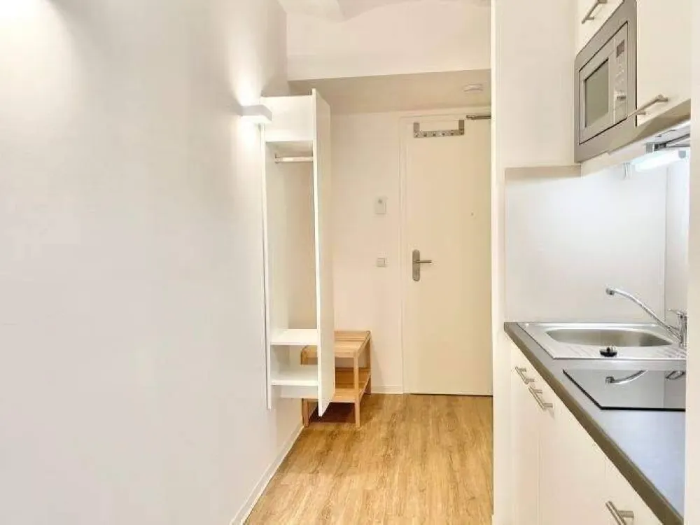 "OASIS OF WELL-BEING" TOP MODERN FULLY FURNISHED 1 APARTMENT IN CENTRAL LOCATION
