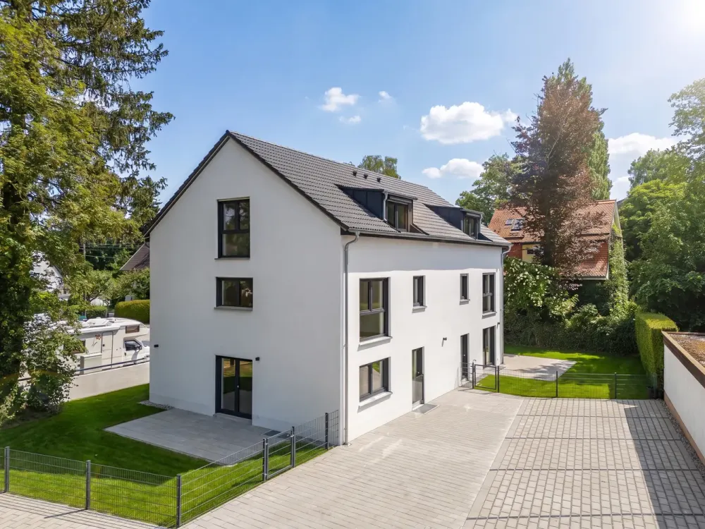 Neue Wohnung - Neues Glück: Erdgeschosswohnung mit eigenem Garten in Gröbenzell
