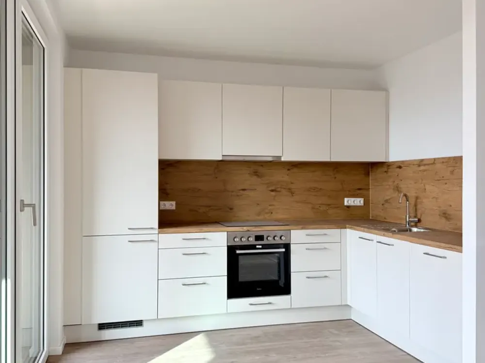1 MONAT MIETFREI* Neubau Hannover Kronsrode: EBK, Süd-Loggia, Fußbodenhzng, HWR, Keller, Lift, TG