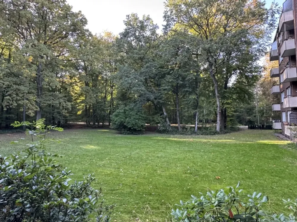 Modernes Single-Apartement mit TG- Stellplatz und Blick ins Grüne!