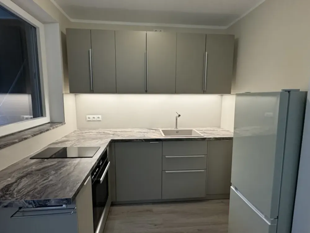 Modernes Single-Apartement mit TG- Stellplatz und Blick ins Grüne!