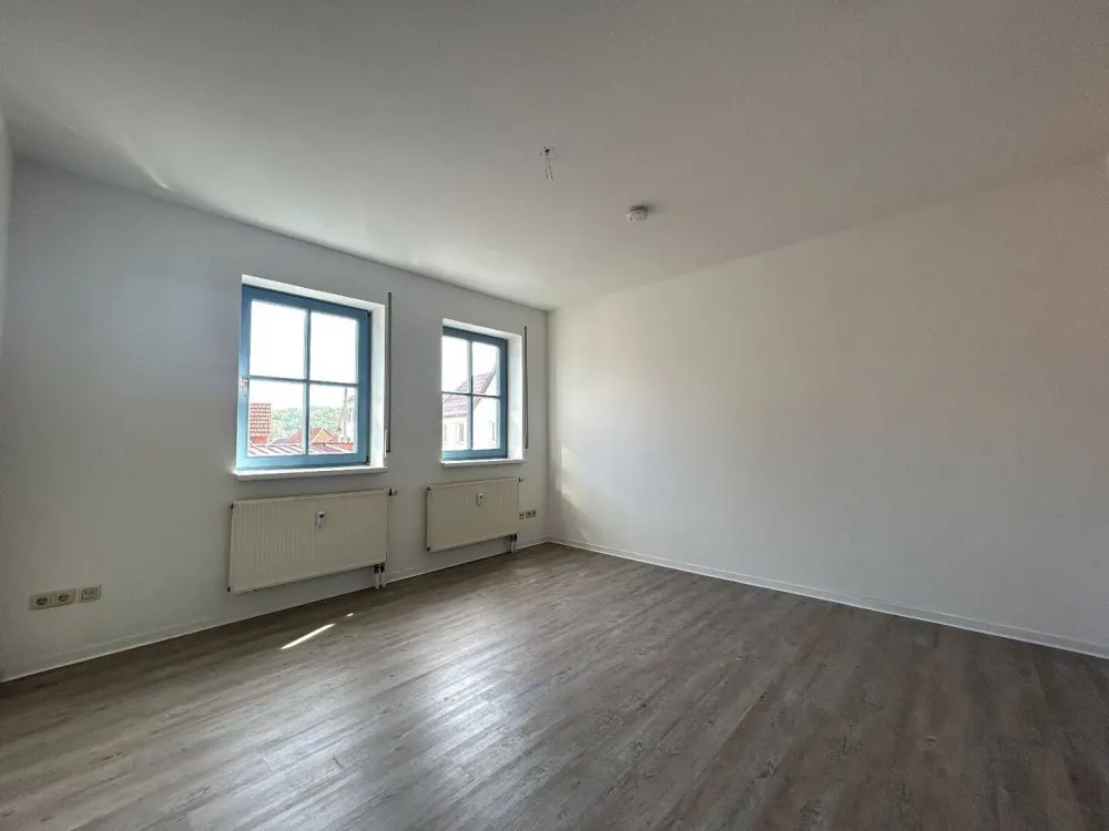 Helles 2-Zimmer-Apartment mit Garten und frisch renovierten Räumen in Erfurt Hochheim