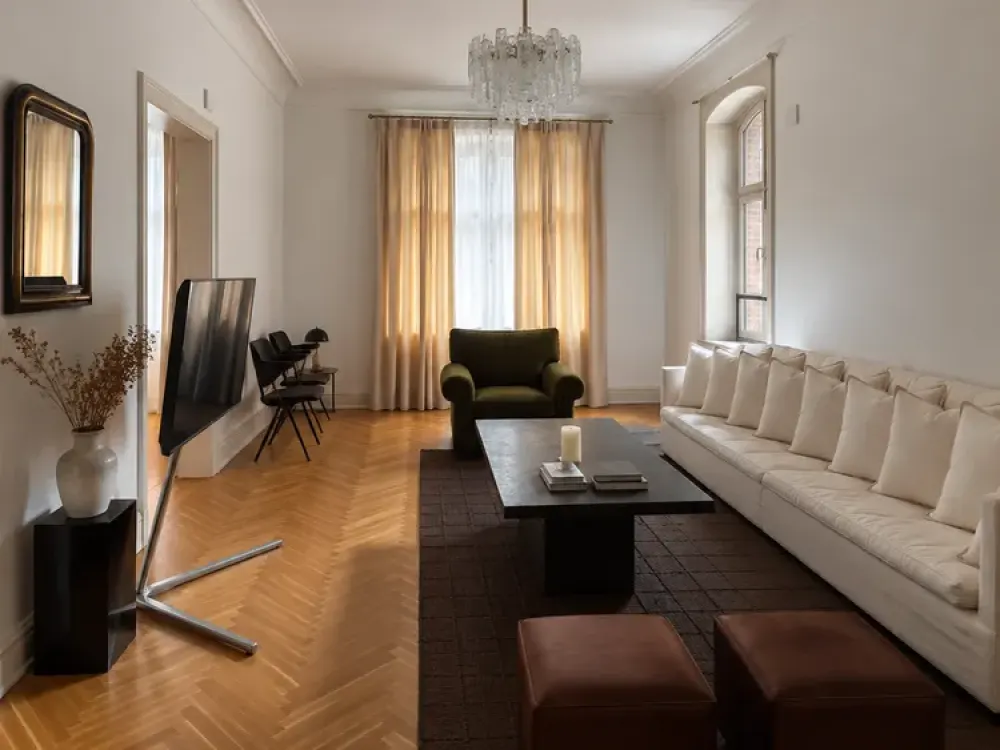 Traumhafte 4-Zimmer-Altbauwohnung mit 2 Balkonen in Stuttgart-West, Nachmieter gesucht