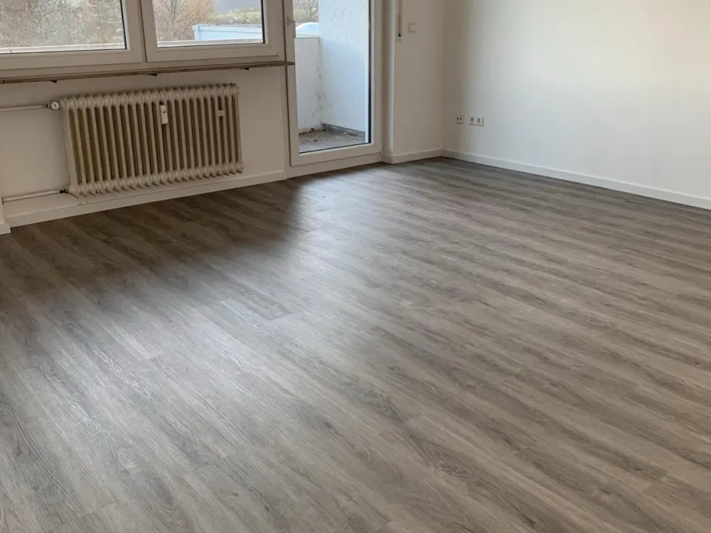 Helle 2-Zimmer Wohnung in Waldenbuch-Kalkofen mit großem Balkon